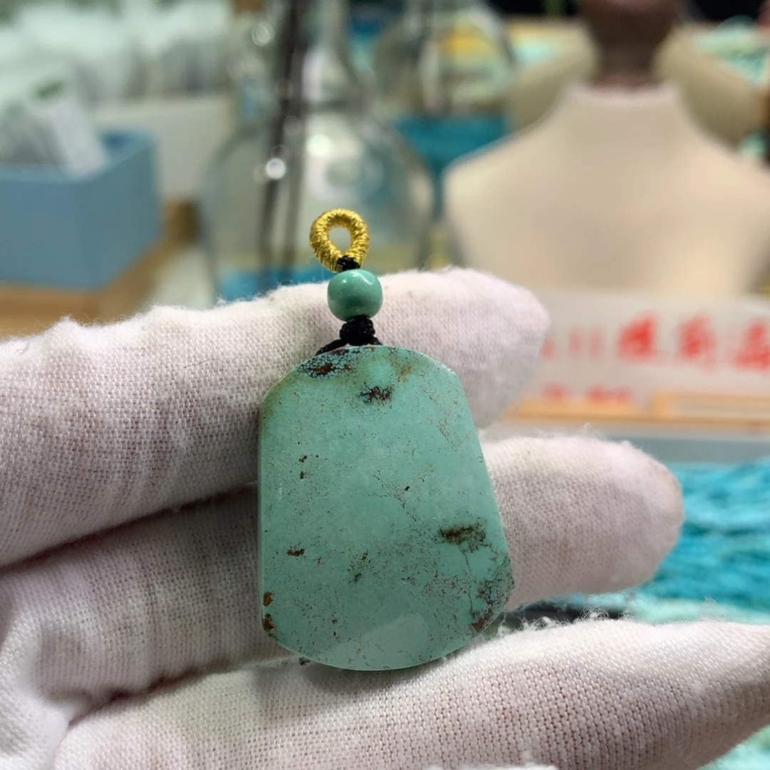 绿松石未镶嵌饰品