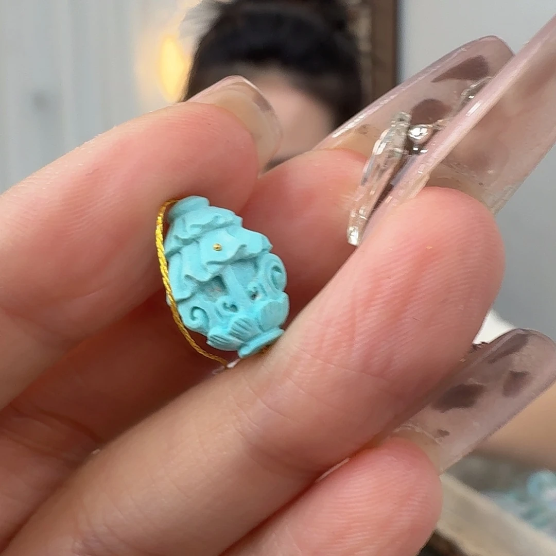 绿松石未镶嵌珠宝奇石