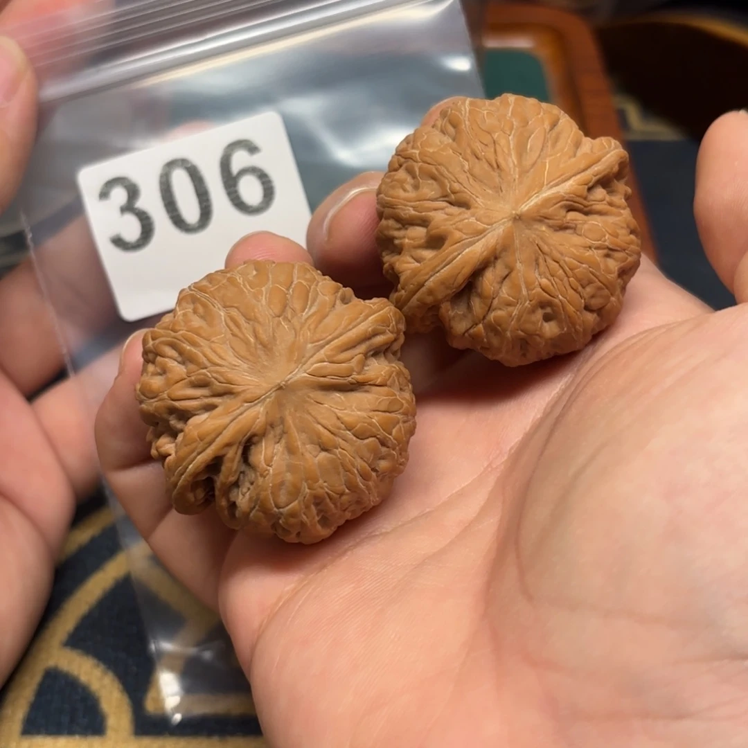 文玩核桃吊坠铁锤306