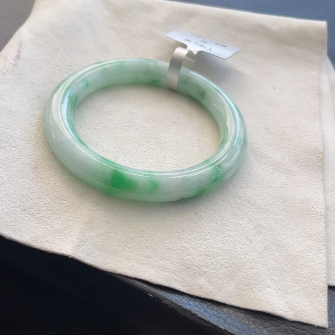 翡翠未镶嵌手镯纹56圆条