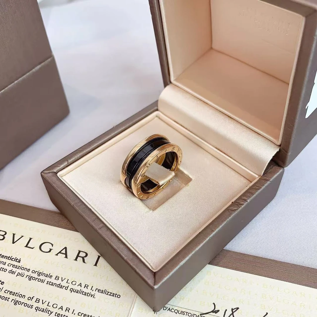 95新 BVLGARI/宝格丽 宝格丽弹簧黑陶瓷戒指/80425817