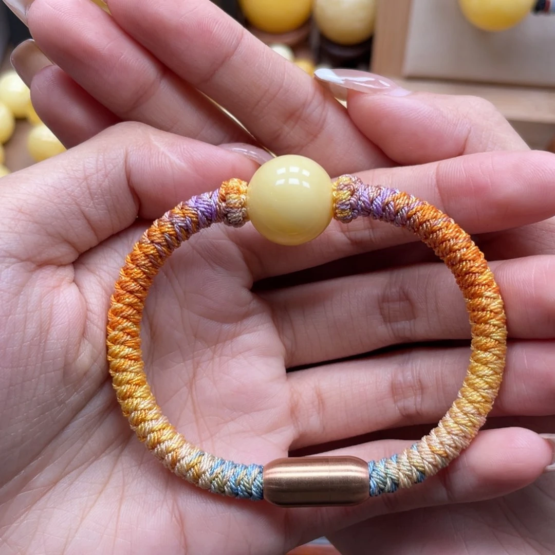 未镶嵌琥珀珠宝奇石