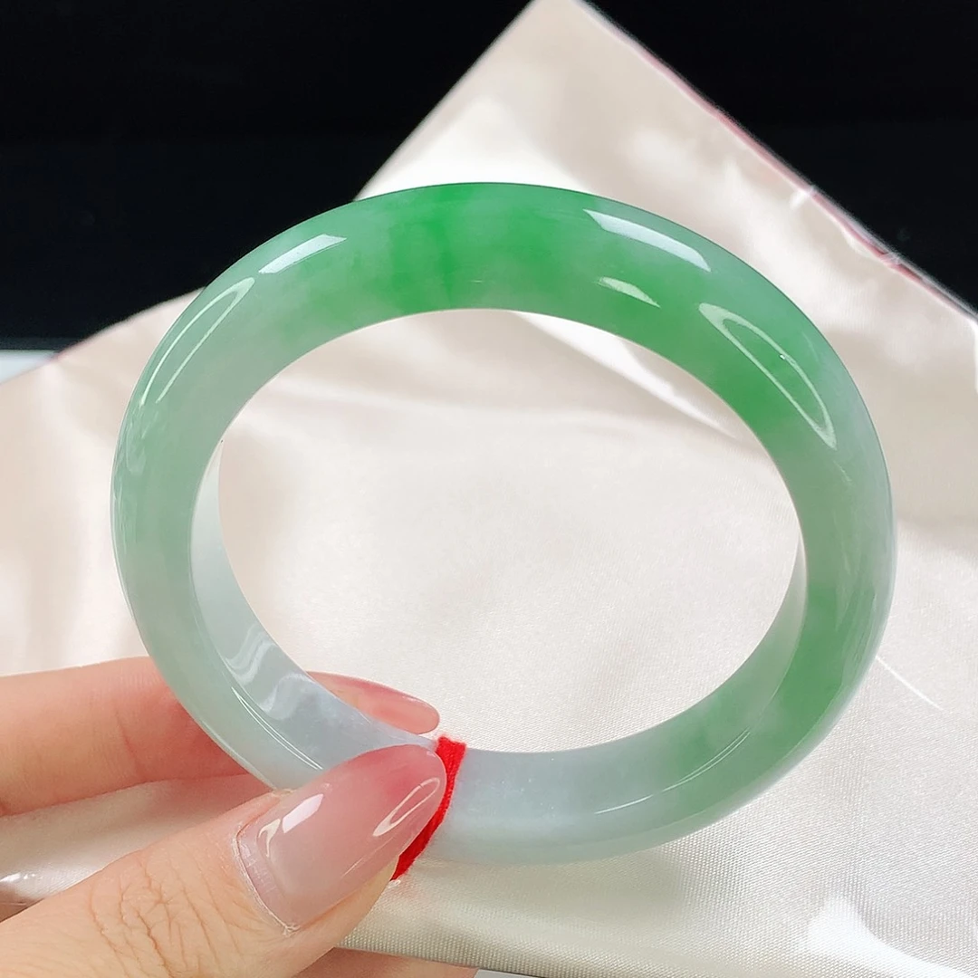 翡翠手镯未镶嵌624翡翠
