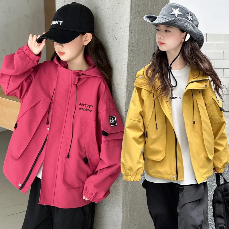 女童外套春秋款2025新款中大童网红洋气潮款小女孩休闲时尚冲锋衣