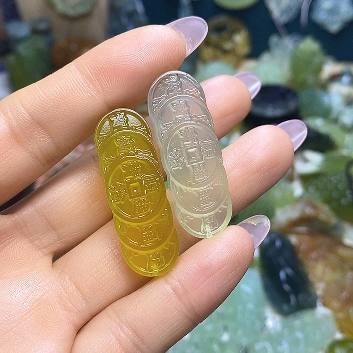 蛇纹石玉未镶嵌颈饰啊*?