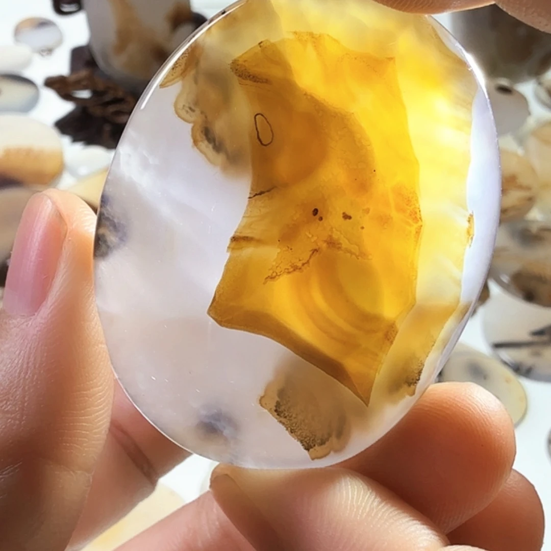未镶嵌玛瑙/玉髓珠宝半成品