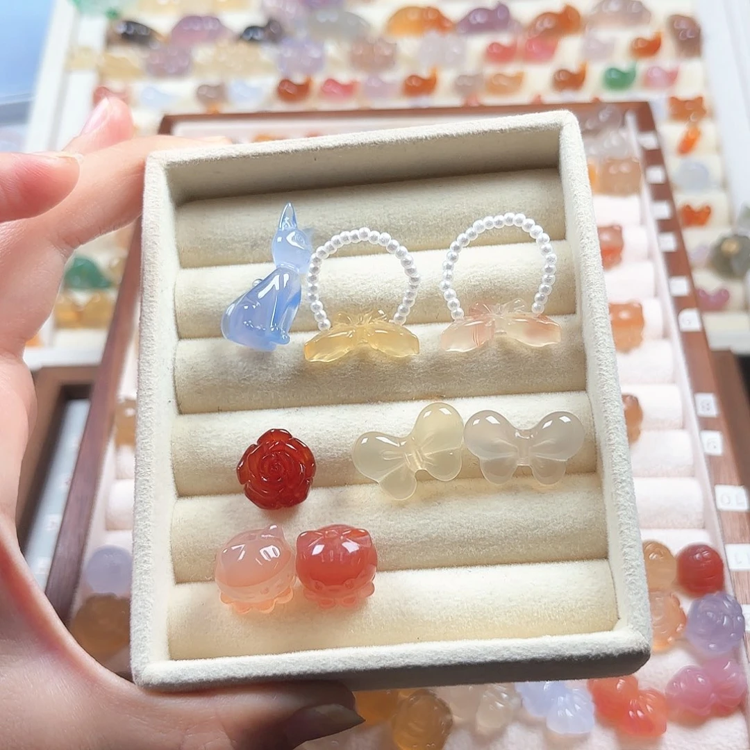 小***～玛瑙/玉髓未镶嵌颈饰