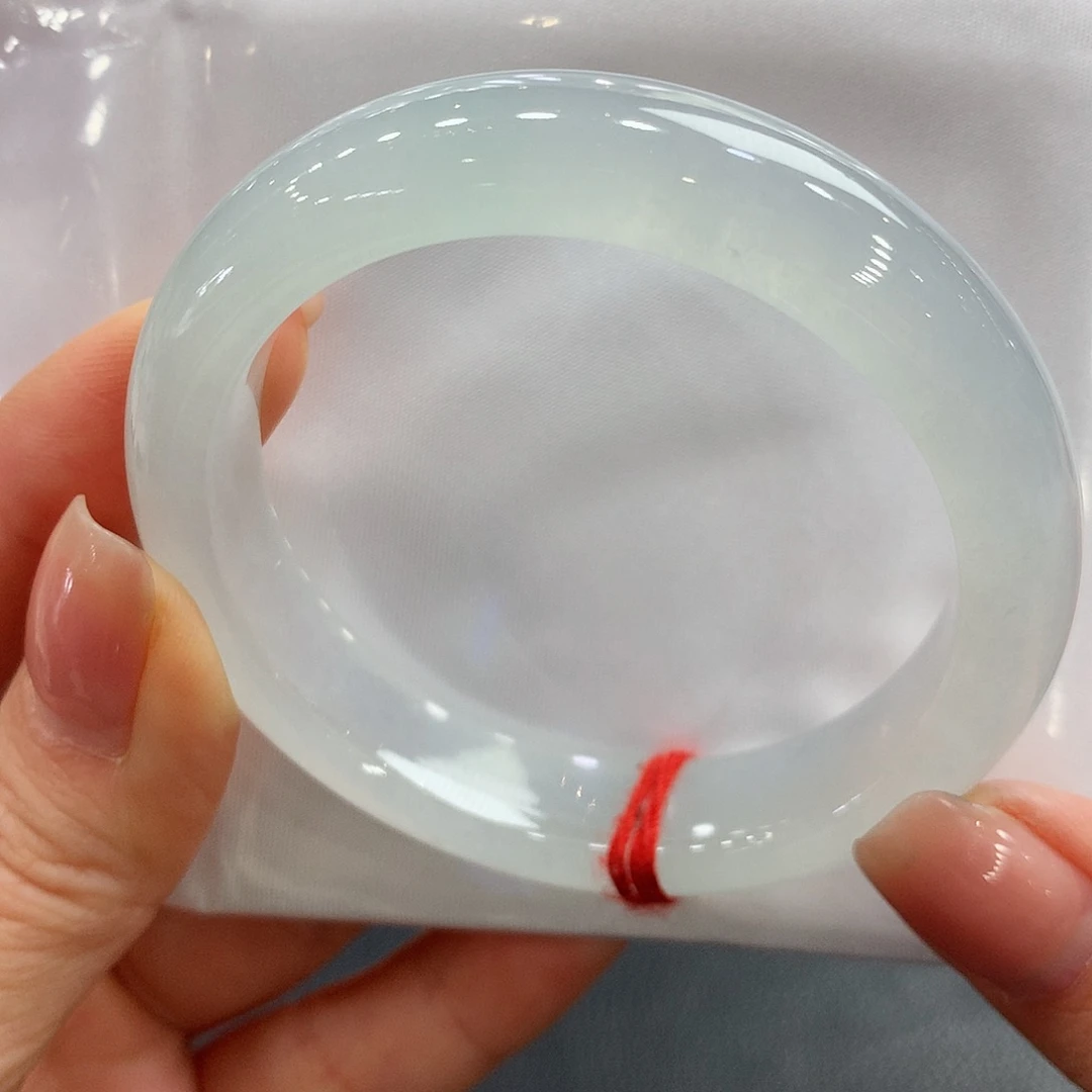 翡翠未镶嵌手镯51.9正圈两天鉴赏