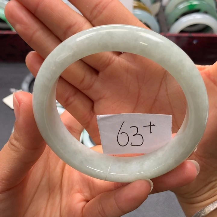 未镶嵌手镯翡翠手镯