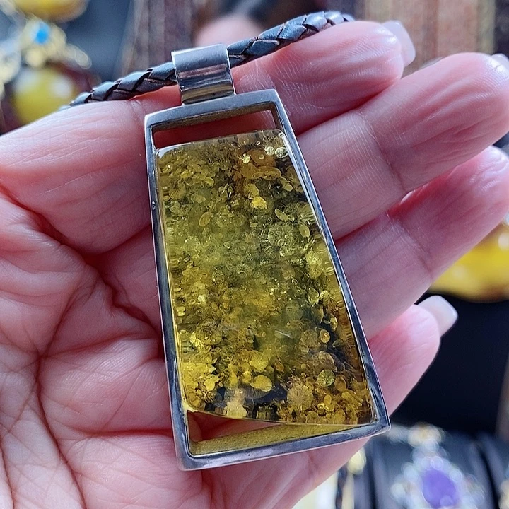 琥珀颈饰银S925镶嵌吊坠