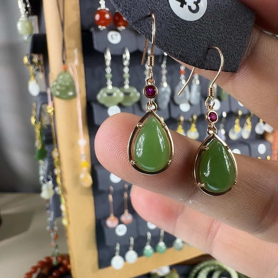 知***夏和田玉银S925镶嵌耳饰