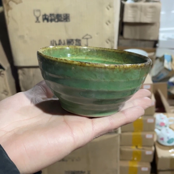 摆件陶瓷盘子碗砂锅都有