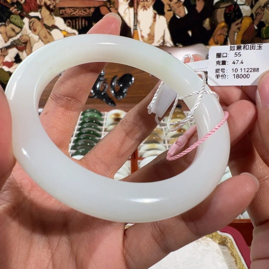 和田玉未镶嵌手镯