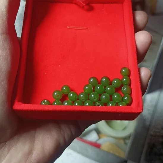 和田玉未镶嵌珠宝半成品