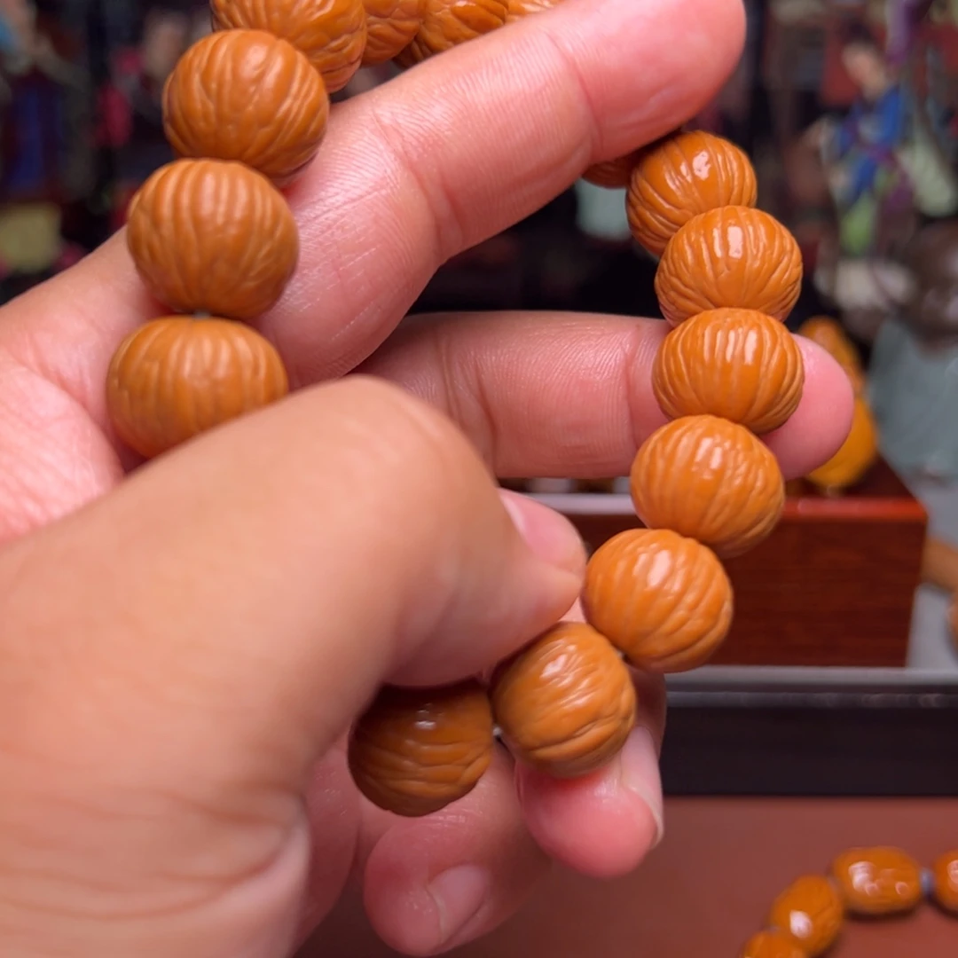 橄榄核吊坠给客户