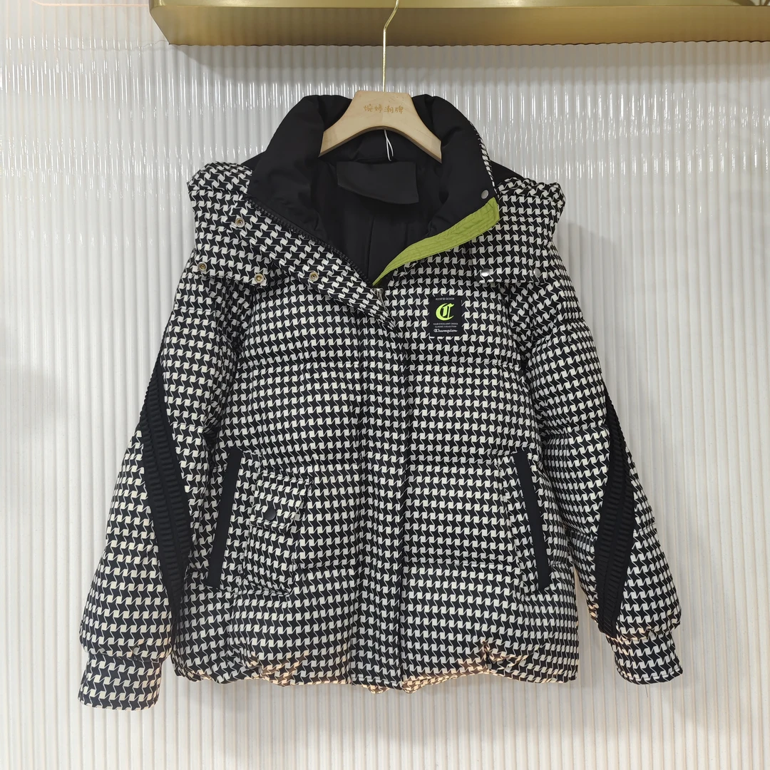【婉婷服饰】保暖羽绒服冬季短款女装时尚宽松休闲百搭连帽显瘦外套