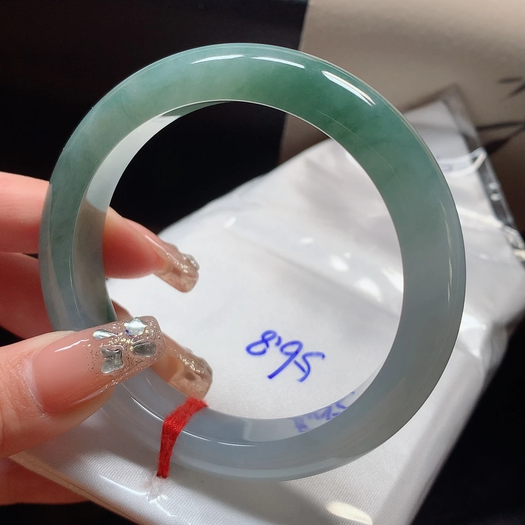 翡翠手镯未镶嵌10号