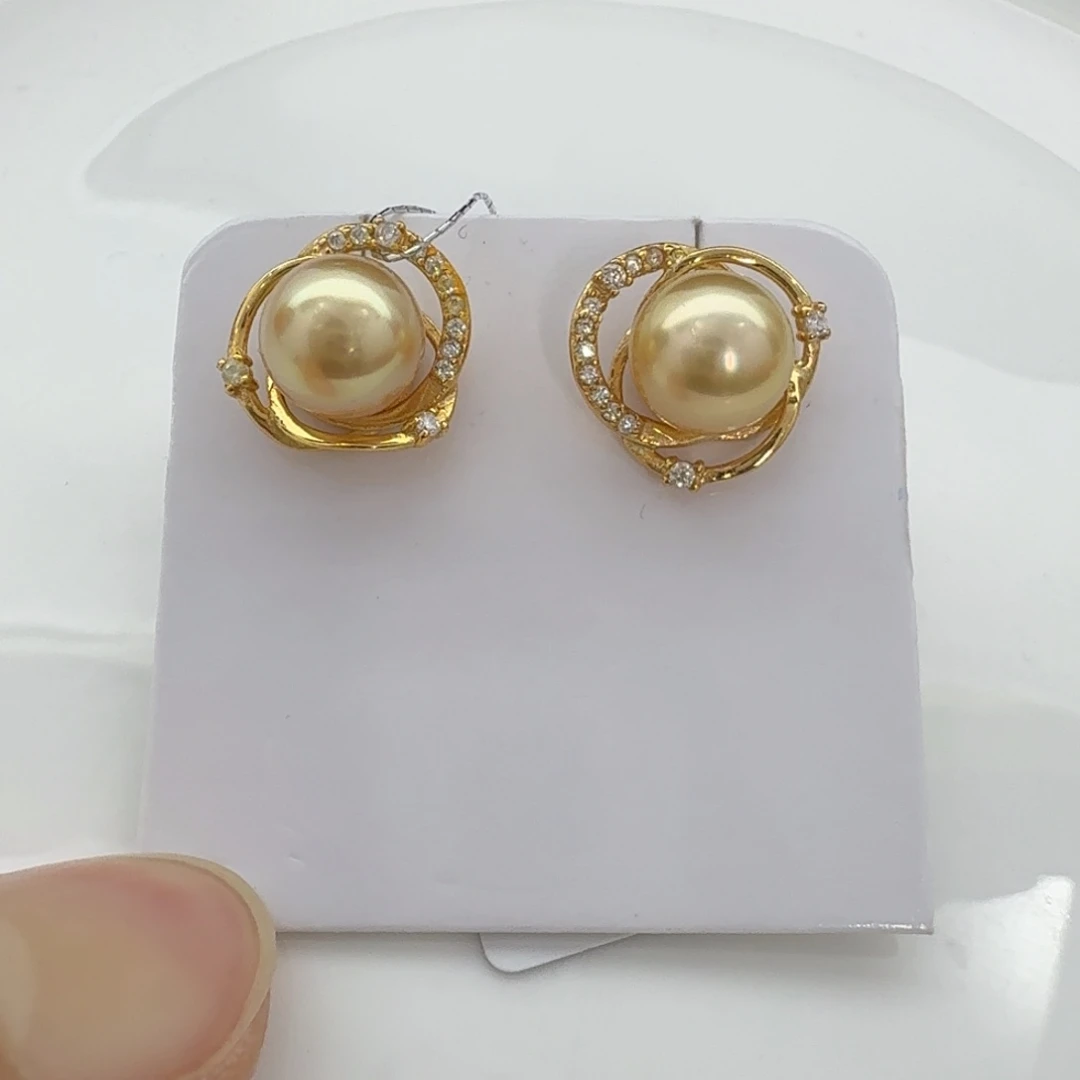 海水珍珠未镶嵌耳饰