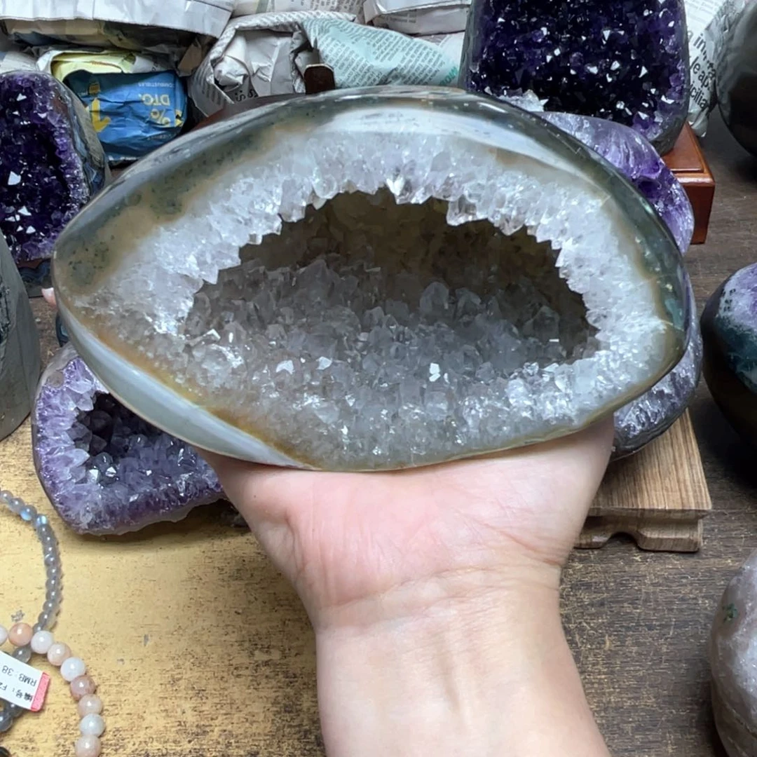 未镶嵌紫晶大型摆件（非配饰）?****u