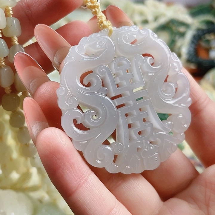 未镶嵌和田玉挂件