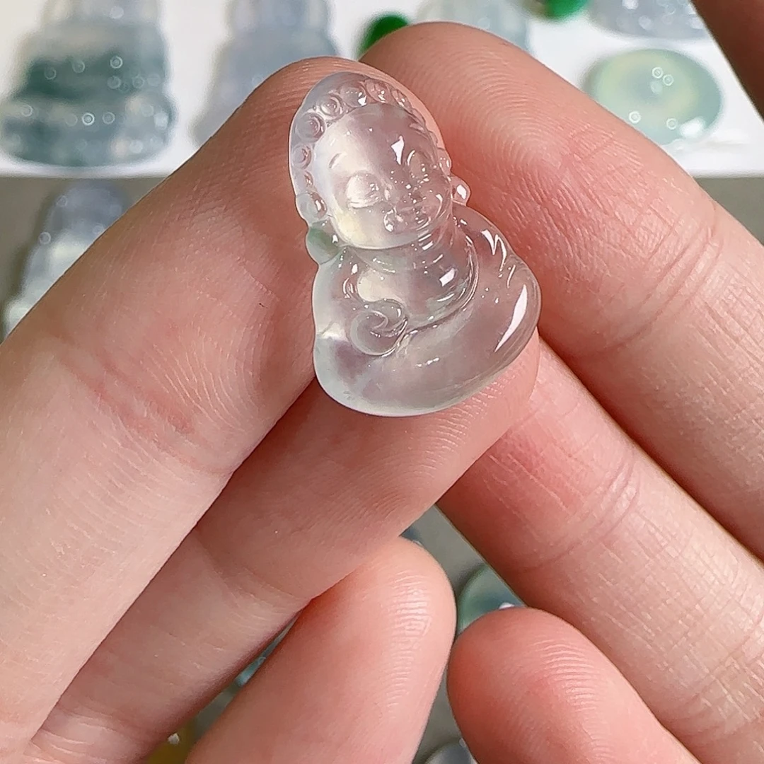 翡翠未镶嵌颈饰