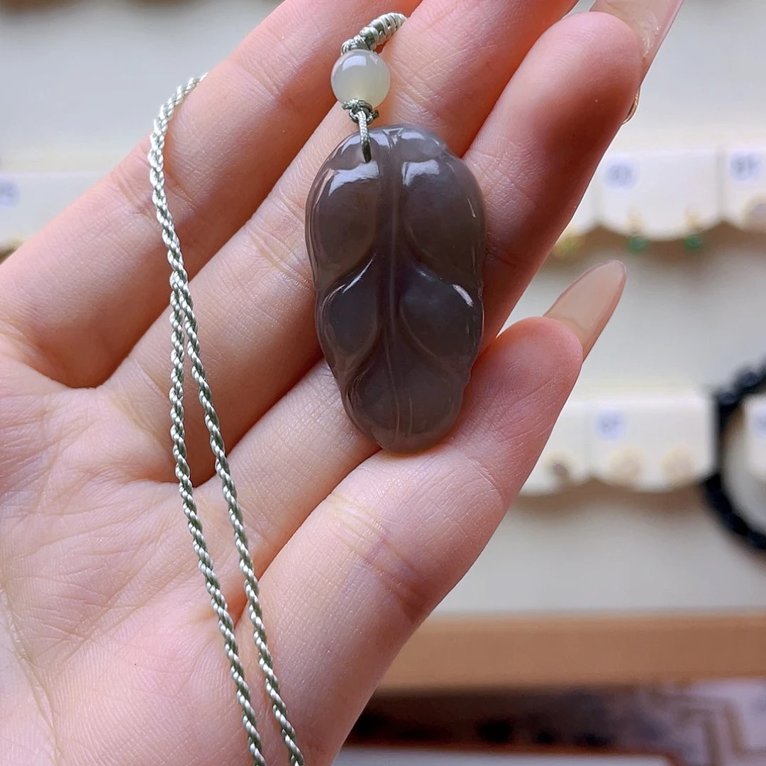 和田玉未镶嵌吊坠(赠链)杨**儿