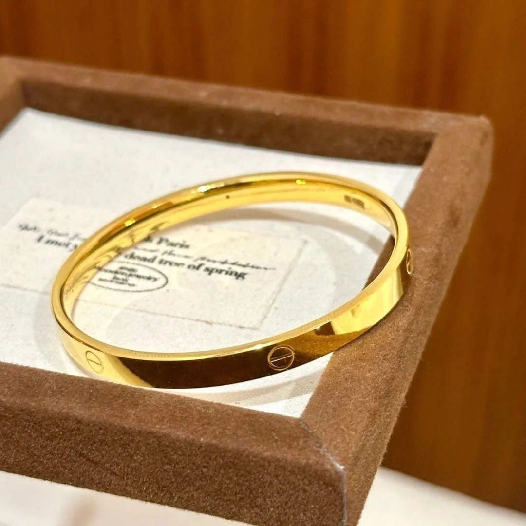 合金手镯 合金手镯  2025时尚经典轻奢卡加一字手镯