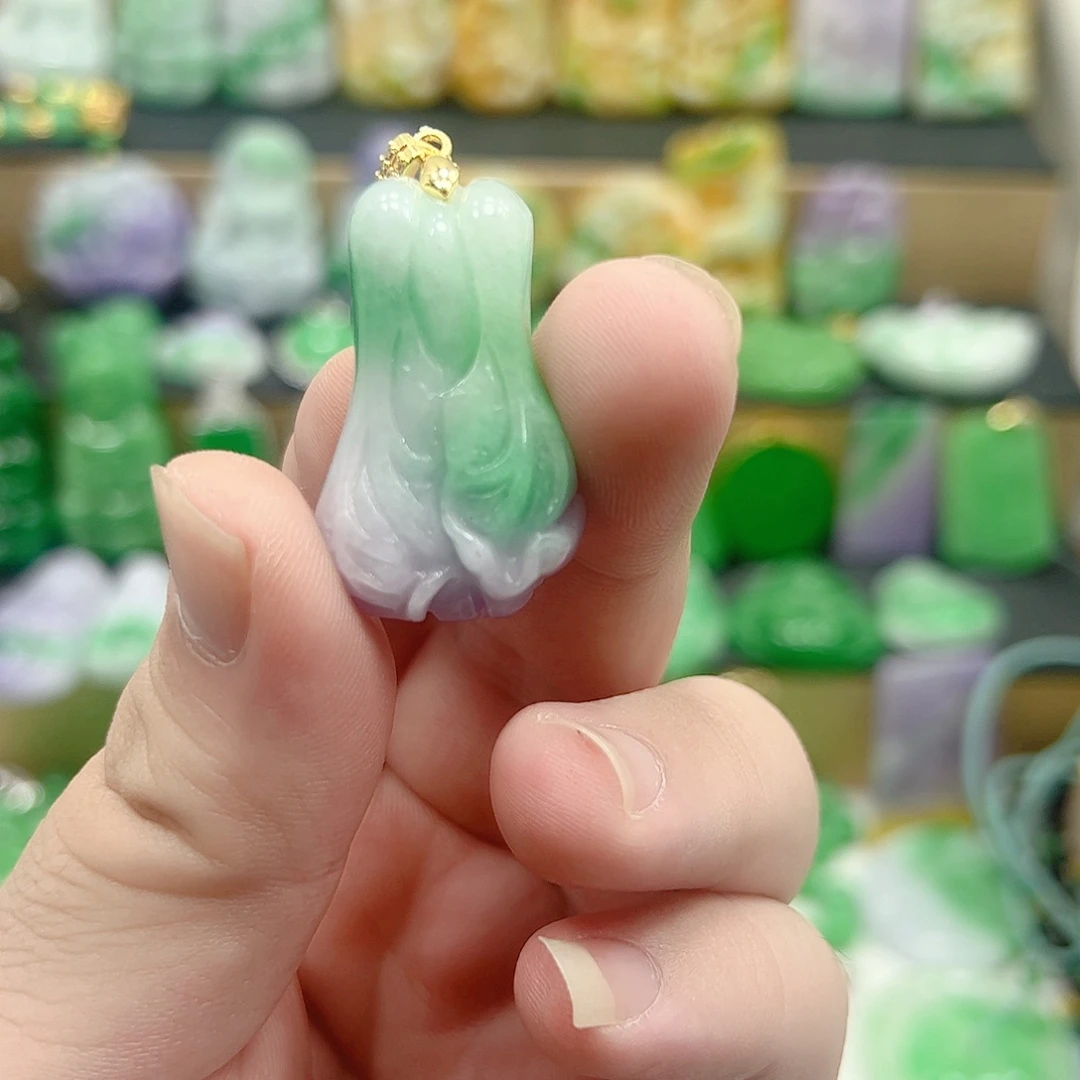 翡翠银S925镶嵌吊坠(赠链)