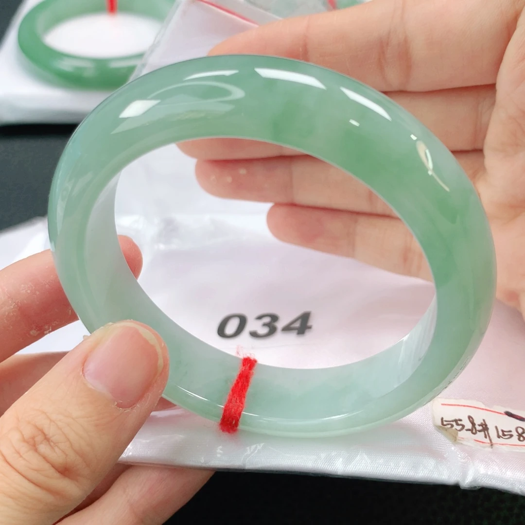 未镶嵌手镯翡翠缅甸55.8