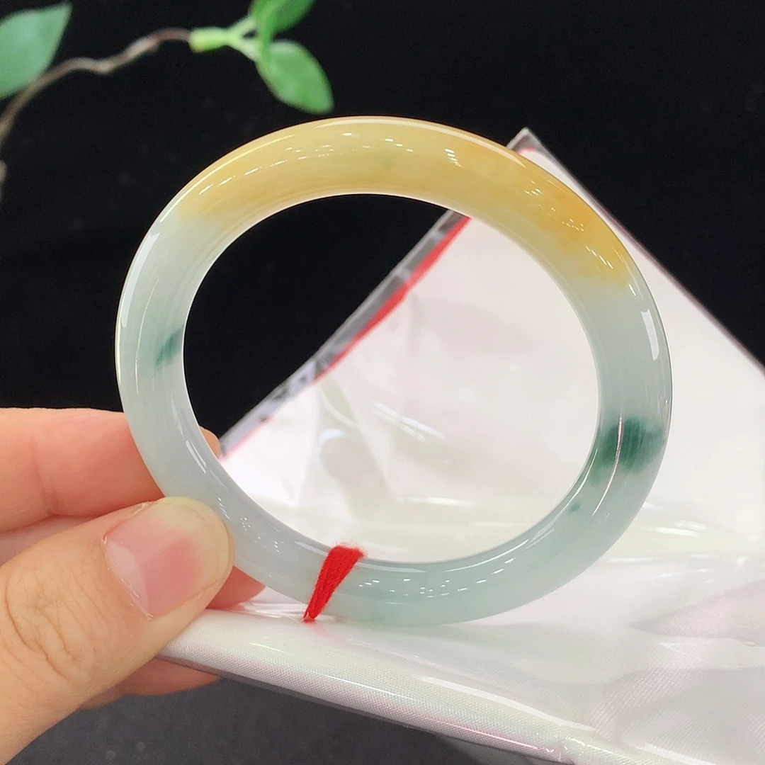 翡翠未镶嵌手镯0100