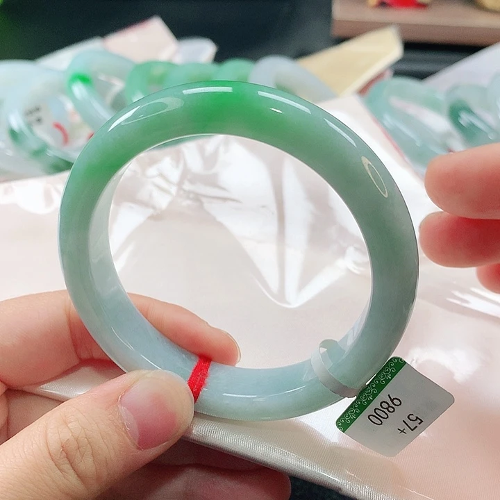 未镶嵌手镯翡翠缅甸天然翡翠手镯