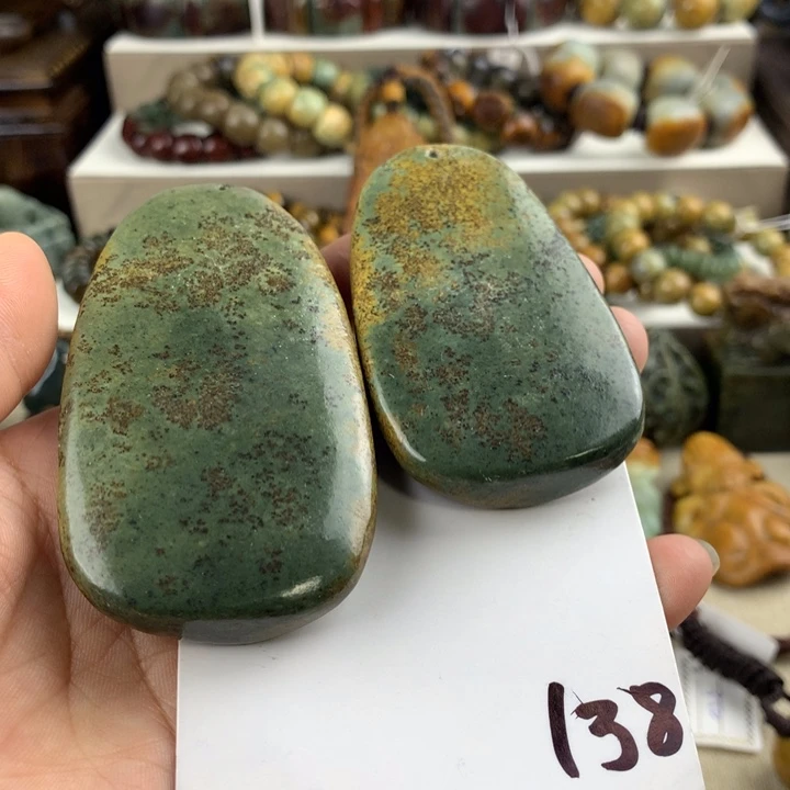 岫岩河磨玉（透闪石质玉）未镶嵌珠宝奇石
