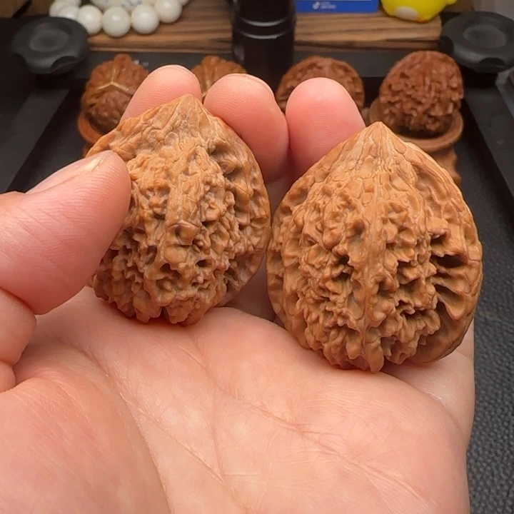 文玩核桃把件满天星精品配对37