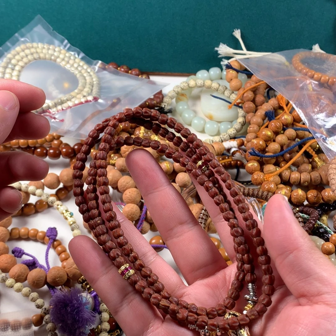 柏香籽/百香籽吊坠。。。。。。。。。。