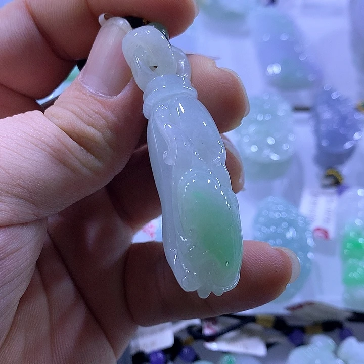 翡翠未镶嵌颈饰天然翡翠A货吊坠