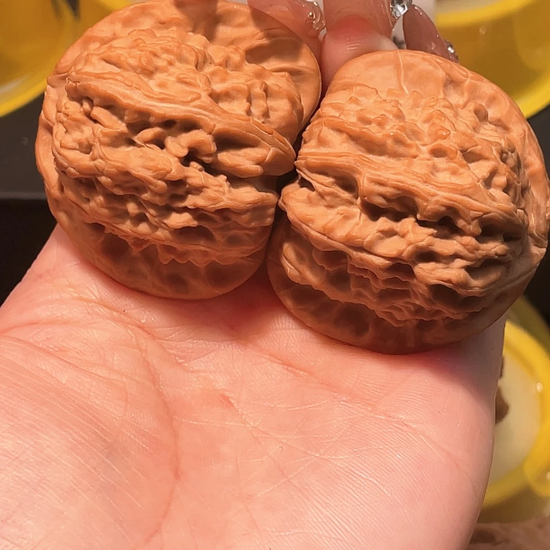 吊坠文玩核桃43全品红皮白狮子