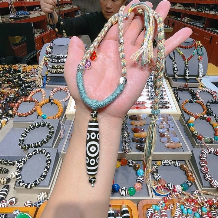 未镶嵌玛瑙/玉髓珠宝奇石