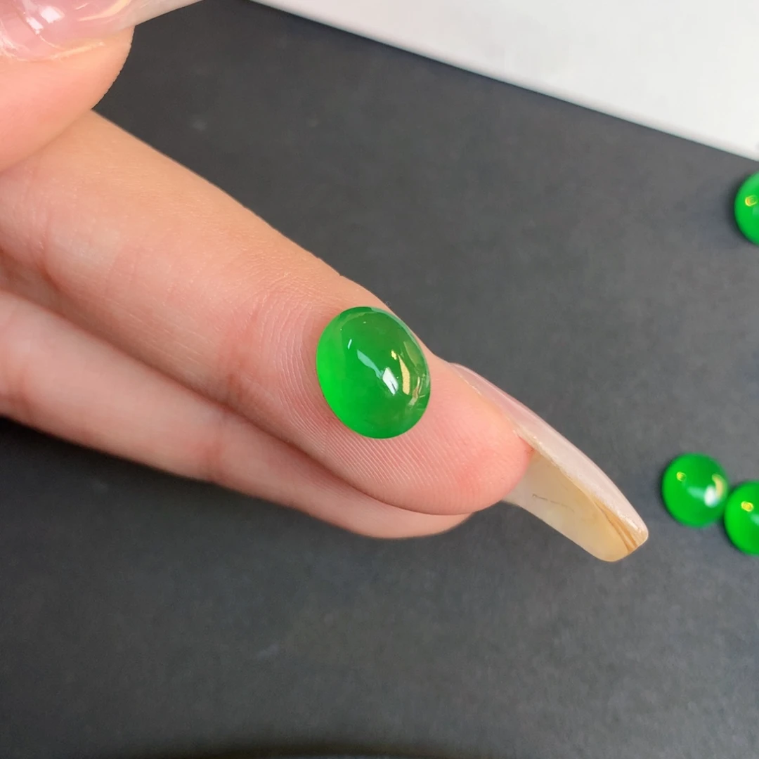 翡翠裸石翡翠翡翠9.48-7.67-3.88