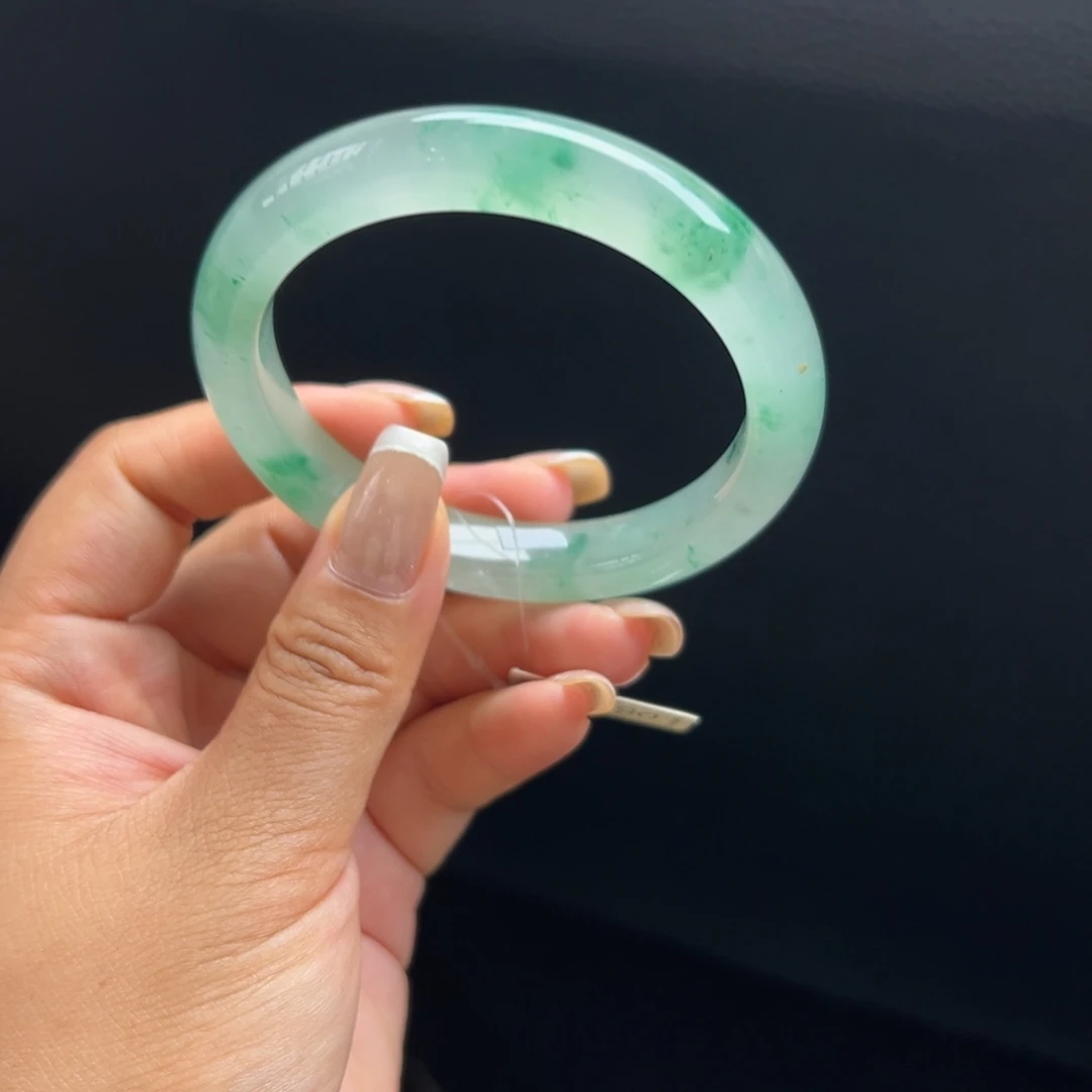 石英质玉未镶嵌手镯非洲翠5859