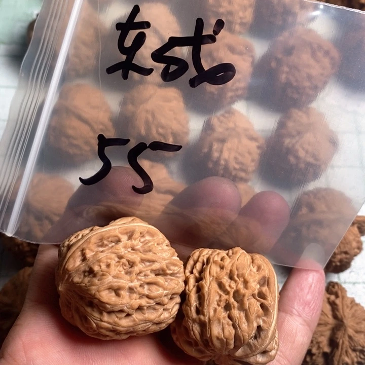 文玩核桃把件东*核桃