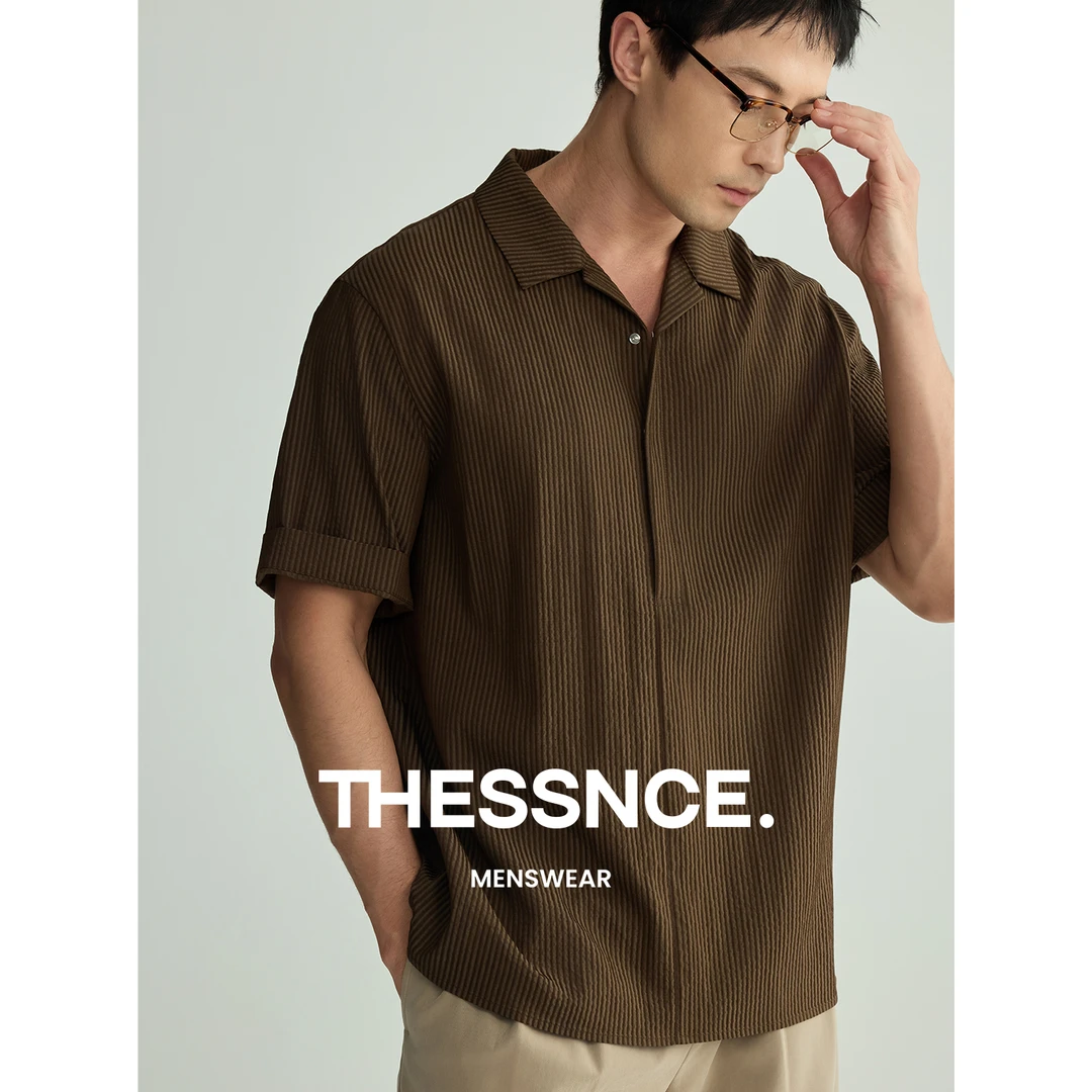 THESSNCE 古巴领泡泡纱坑条纹提花度假风夏季宽松休闲短袖衬衫男
