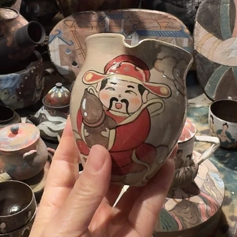 手工制作各种精美陶瓷