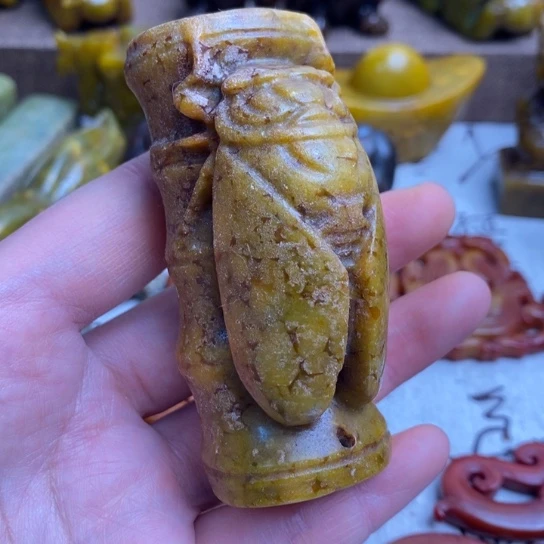 蛇纹石玉未镶嵌颈饰30