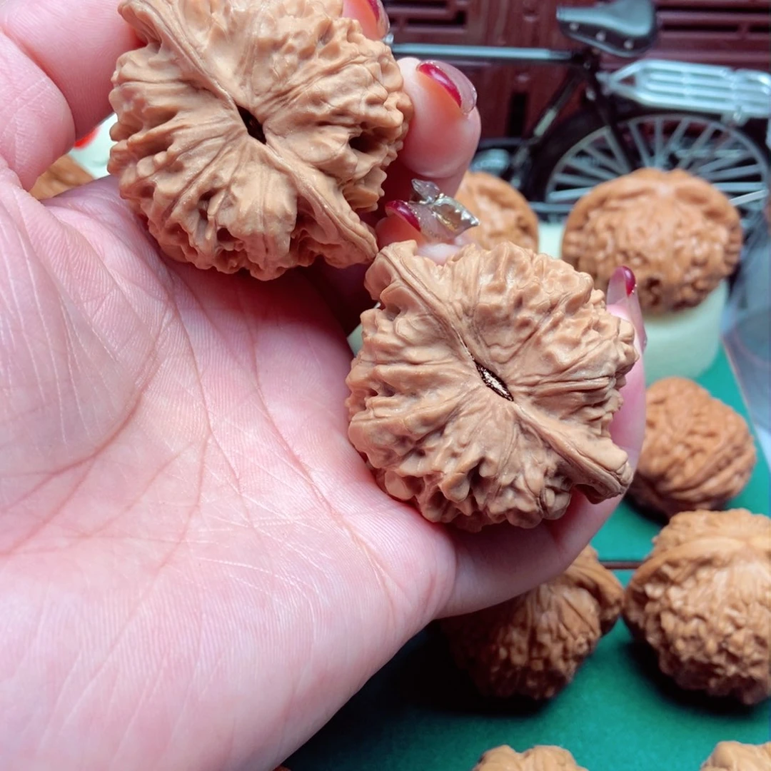 文玩核桃吊坠官帽全51