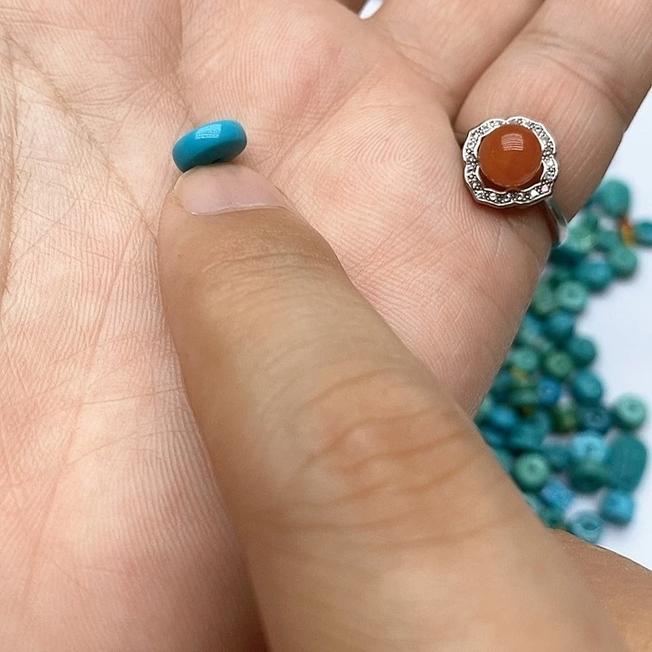 南红玛瑙未镶嵌珠宝奇石