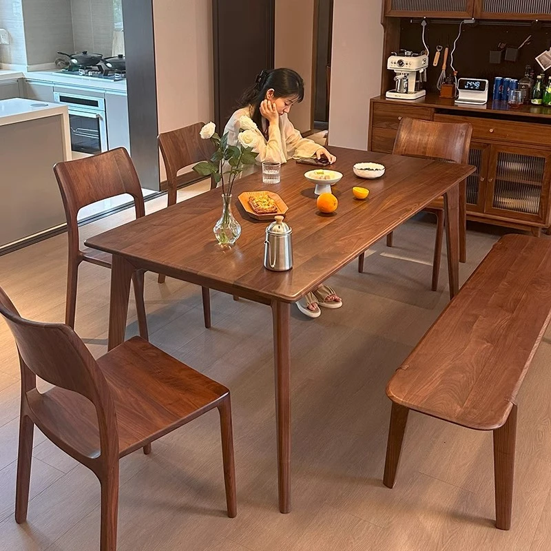 北美黑胡桃木餐桌纯实木桌子北欧现代简约家用小户型原木吃饭桌子