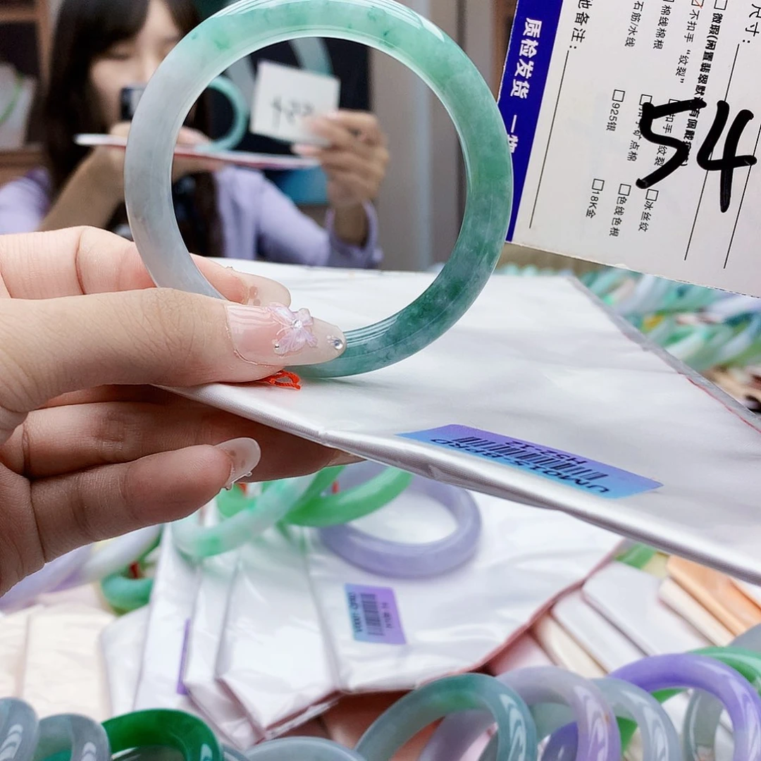 未镶嵌手镯翡翠Bbb