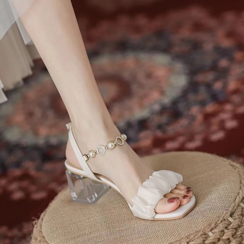 A仙女风透明高跟鞋女粗跟一字带中跟凉鞋女夏今年新款水晶鞋女