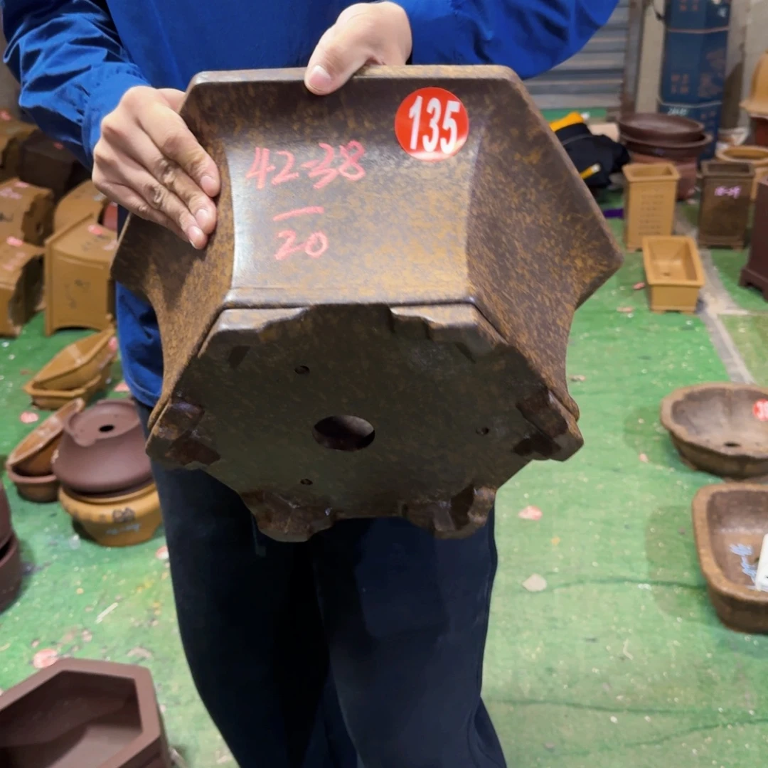 紫砂花盆紫砂花盆