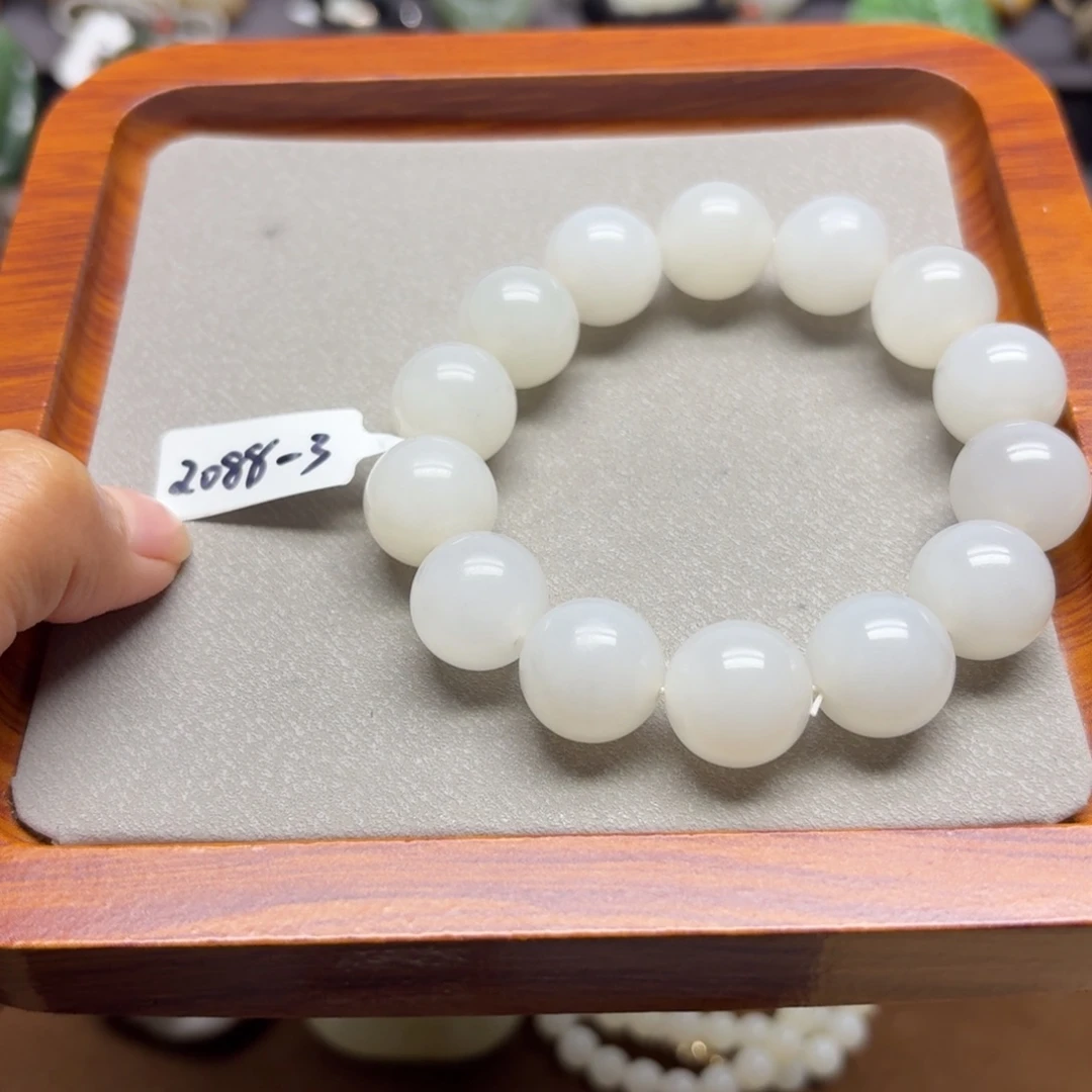 和田玉未镶嵌手串